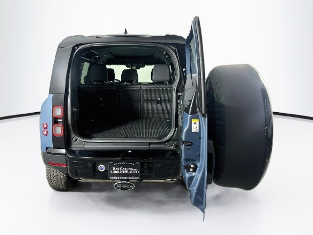 Used 2026 Land Rover Defender 110 S AWD/4WD image 6