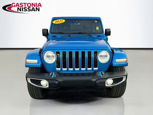 Used 2022 Jeep Wrangler Unlimited Sahara w/ Cold Weather Group image 37