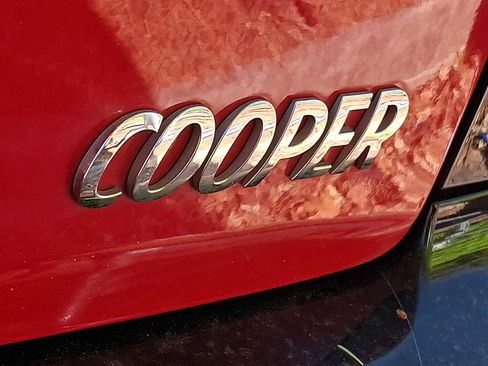Used 2011 MINI Cooper Clubman FWD image 27