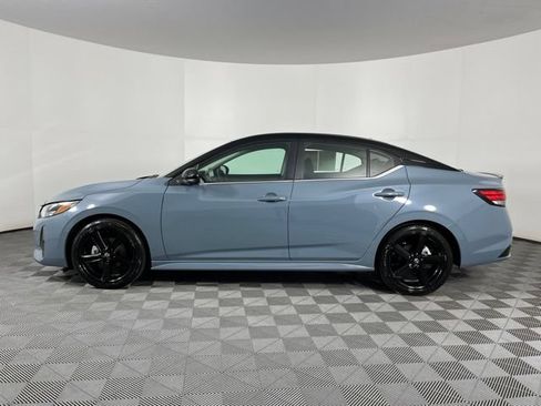 Certified 2025 Nissan Sentra SR w/ SR Premium Package FWD image 7