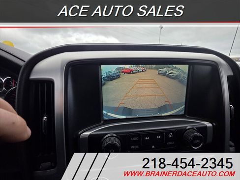 Used 2016 GMC Sierra 1500 SLE w/ SLE Value Package AWD/4WD image 10