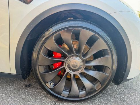Used 2020 Tesla Model Y Performance AWD/4WD image 21
