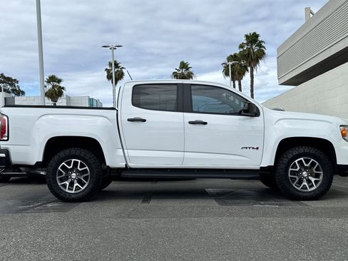 Used 2022 GMC Canyon AT4 w/ Trailering Package AWD/4WD image 3