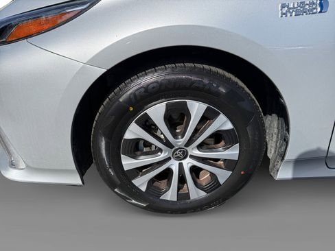 Used 2022 Toyota Prius Prime XLE FWD image 9