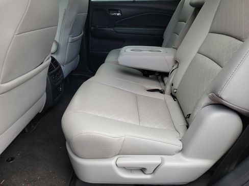 Used 2020 Honda Passport Touring image 8