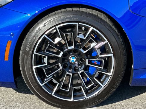 Used 2025 BMW M5 w/ Carbon Package image 28