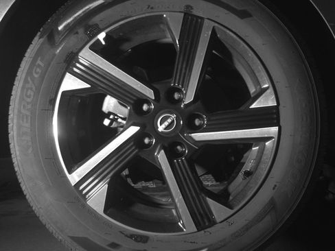Used 2025 Nissan Sentra SV FWD image 18