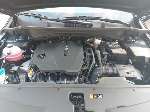 Used 2024 Kia Sportage EX FWD image 29