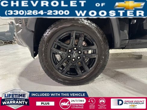 Used 2024 Chevrolet Colorado Trail Boss w/ Technology Package image 25