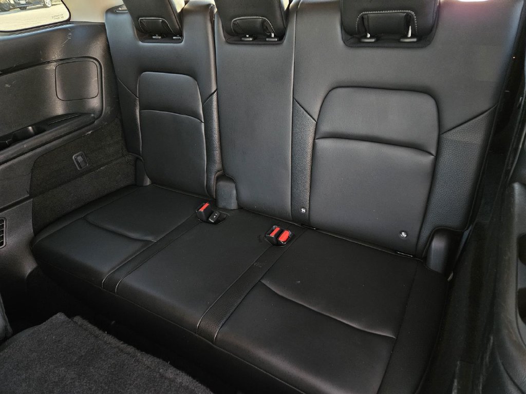 Certified 2024 Nissan Pathfinder SL FWD image 12