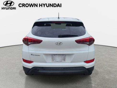 Used 2018 Hyundai Tucson SE FWD image 5