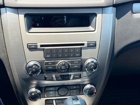 Used 2012 Ford Fusion SE FWD image 15