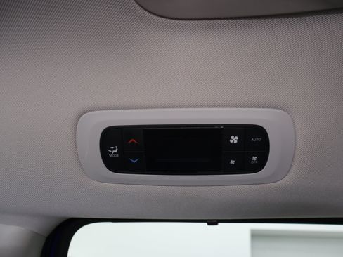 Used 2020 Chrysler Pacifica Touring-L Plus FWD image 42
