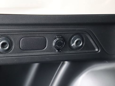 Certified 2021 Subaru Forester Premium w/ Popular Package #1 AWD/4WD image 10