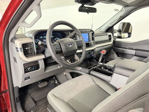Used 2024 Ford F250 XLT w/ Snow Plow Prep Package AWD/4WD image 11