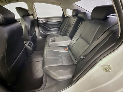 Used 2019 Honda Accord Touring image 26