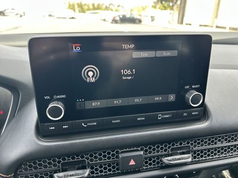 Used 2025 Honda HR-V Sport image 16