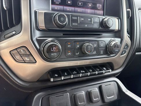 Used 2015 GMC Sierra 2500 Denali w/ Duramax Plus Package AWD/4WD image 24