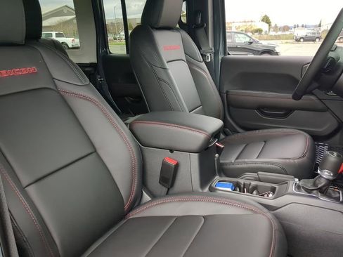 New 2026 Jeep Wrangler Unlimited Rubicon AWD/4WD image 8