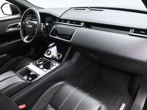 Used 2020 Land Rover Range Rover Velar R-Dynamic S image 18