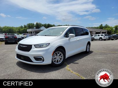 Used 2022 Chrysler Pacifica Touring-L