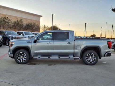 New 2026 GMC Sierra 1500 SLT image 26
