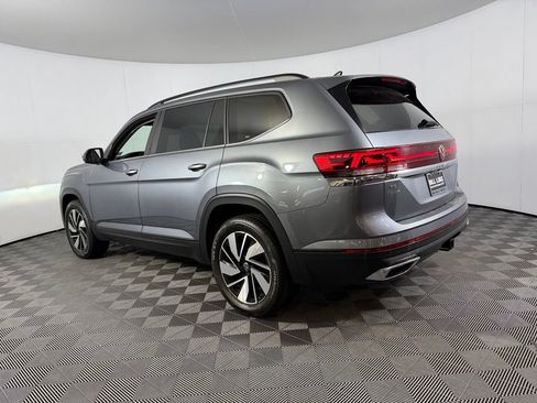 Used 2024 Volkswagen Atlas SE FWD image 10