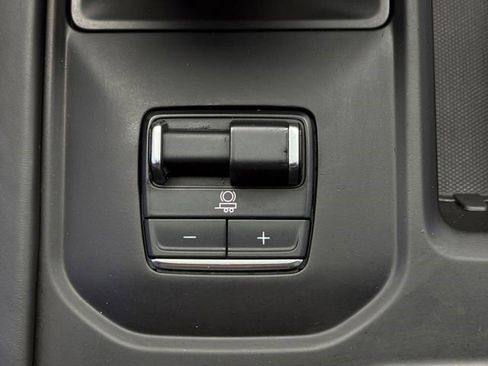 Certified 2023 GMC Sierra 1500 Denali Ultimate image 16