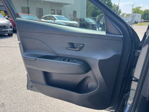 Used 2026 Hyundai Kona SEL Sport FWD image 18