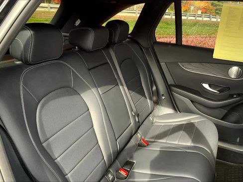 Used 2017 Mercedes-Benz GLC 300 4MATIC image 18