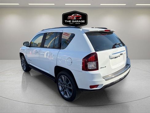 Used 2016 Jeep Compass High Altitude image 3
