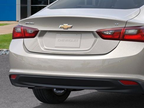 New 2024 Chevrolet Malibu LT FWD image 14