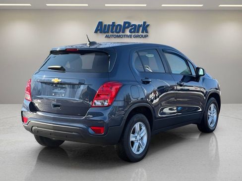 Used 2019 Chevrolet Trax LS w/ Tint and Cruise Package AWD/4WD image 7
