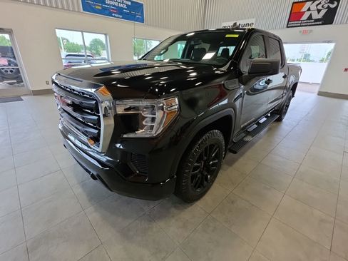 Used 2021 GMC Sierra 1500 4x4 Crew Cab w/ Sierra Value Package image 1