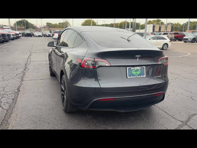 Used 2024 Tesla Model Y Long Range AWD/4WD image 7