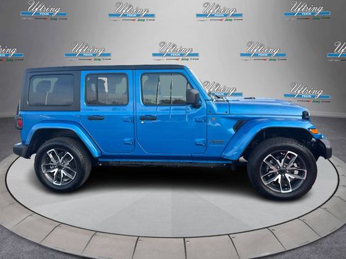 Used 2024 Jeep Wrangler Sport S w/ Technology Group image 2