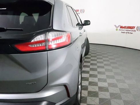 Used 2022 Ford Edge Titanium image 11