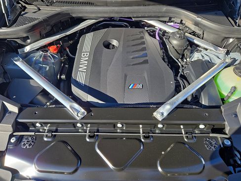 New 2026 BMW X6 xDrive40i w/ Premium Package image 11