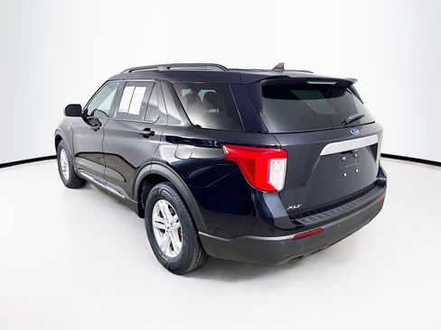 Used 2023 Ford Explorer XLT RWD image 29