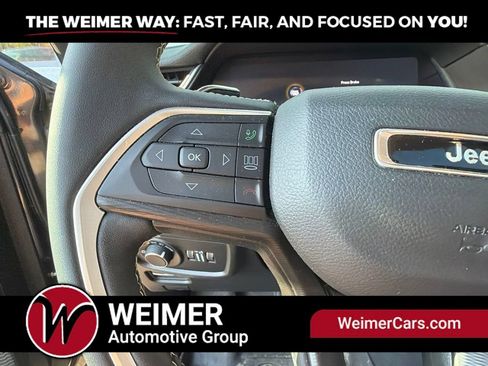 Used 2024 Jeep Grand Cherokee L Laredo AWD/4WD image 28