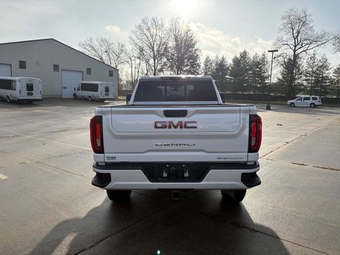 Used 2022 GMC Sierra 2500 Denali w/ Denali Ultimate Package image 25