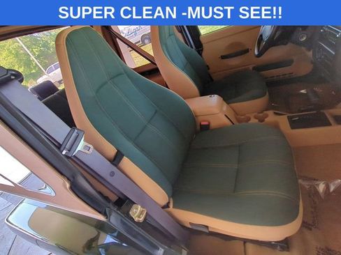 Used 1998 Jeep Wrangler Sahara image 25