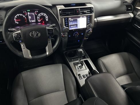 Used 2021 Toyota 4Runner SR5 Premium image 13