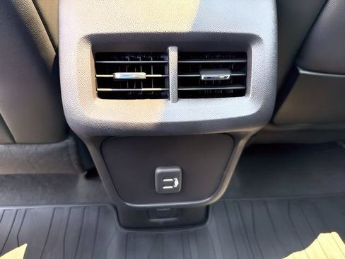 Used 2024 GMC Terrain AT4 AWD/4WD image 26