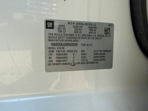 Used 2016 GMC Yukon Denali w/ Open Road Package AWD/4WD image 18
