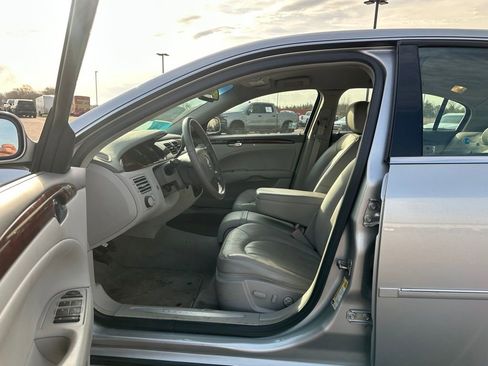 Used 2008 Buick Lucerne CXL w/ Driver Confidence Package image 10
