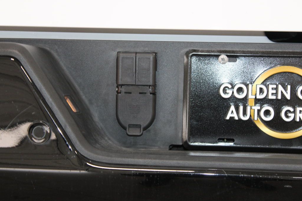 Used 2025 Chevrolet Silverado 2500 ZR2 w/ Technology Package AWD/4WD image 19
