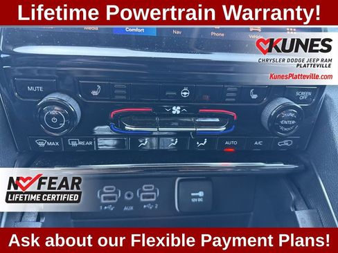 Used 2024 Jeep Grand Cherokee Limited image 20