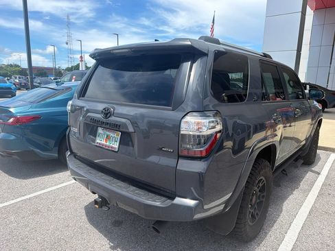 Used 2024 Toyota 4Runner SR5 Premium RWD image 2
