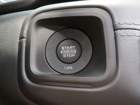 New 2025 Jeep Wrangler Unlimited Rubicon 392 image 28